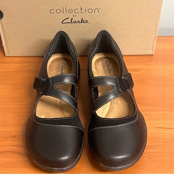 Clarks Shoes - NIB Women’s Clarks® Roseville Jane Women's Mary Jane Shoes Black Size 8.5